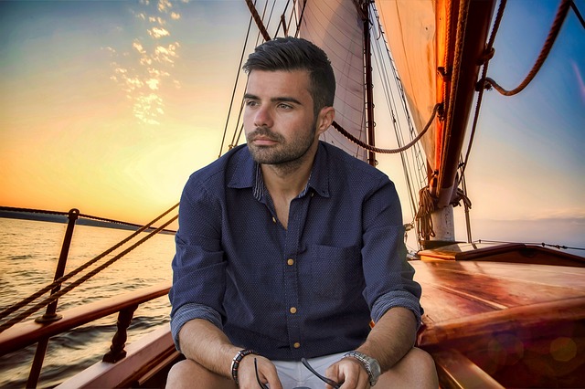 Nevíte, co na sebe? Námořnický styl je nadčasový.